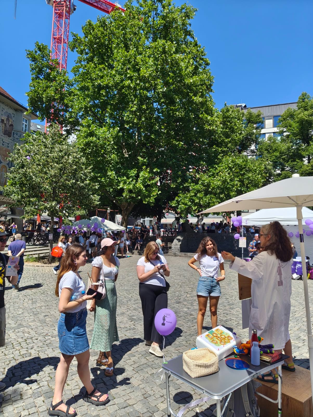 Public engagement at Soapbox Science Munich 2026